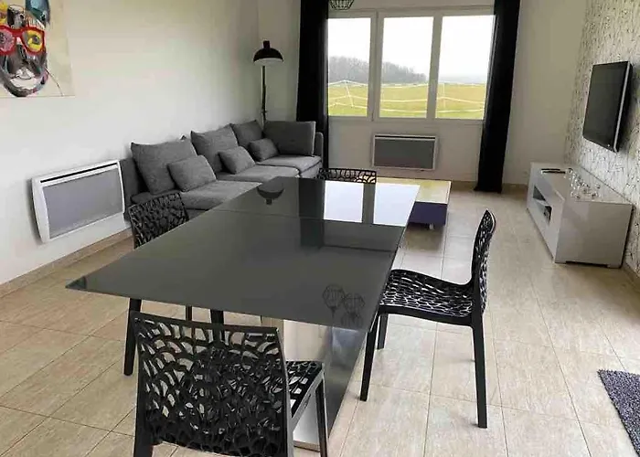 Hébergement de vacances Maison Appatement 3 6 Couchages *