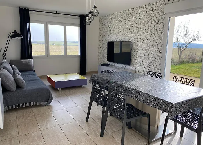 Hébergement de vacances Maison Appatement 3 6 Couchages